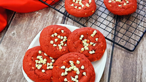 Red Velvet Chocolate Chip Cookies Recipe - Mads' Cookhouse