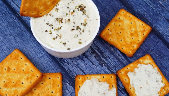 Herb-and-Garlic-Cheese-Spread